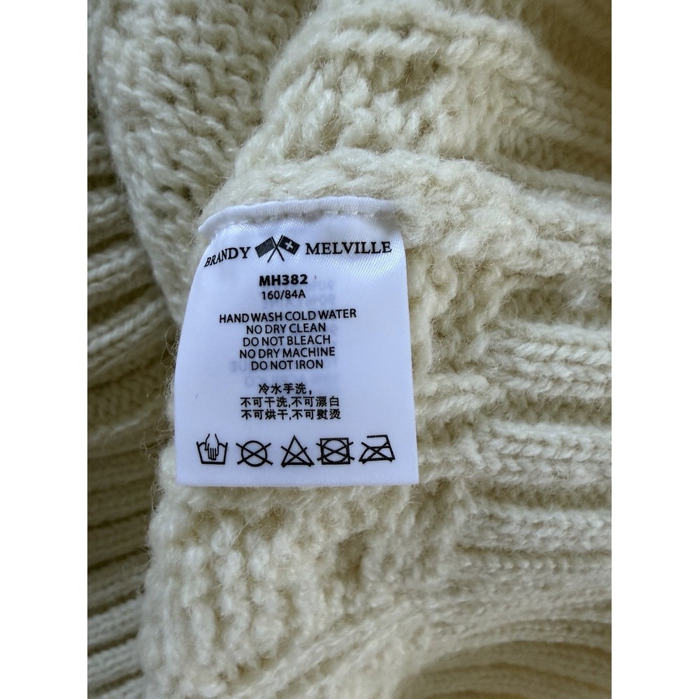 Brandy Melville Eva Heavy Wool Cable Knit Cardigan Ivory Women's Size O/S - Picture 12 of 13